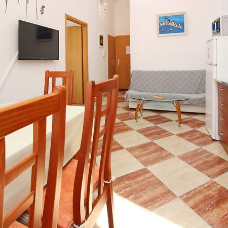 Apartments Aquarium Dorcic 巴斯卡 外观 照片