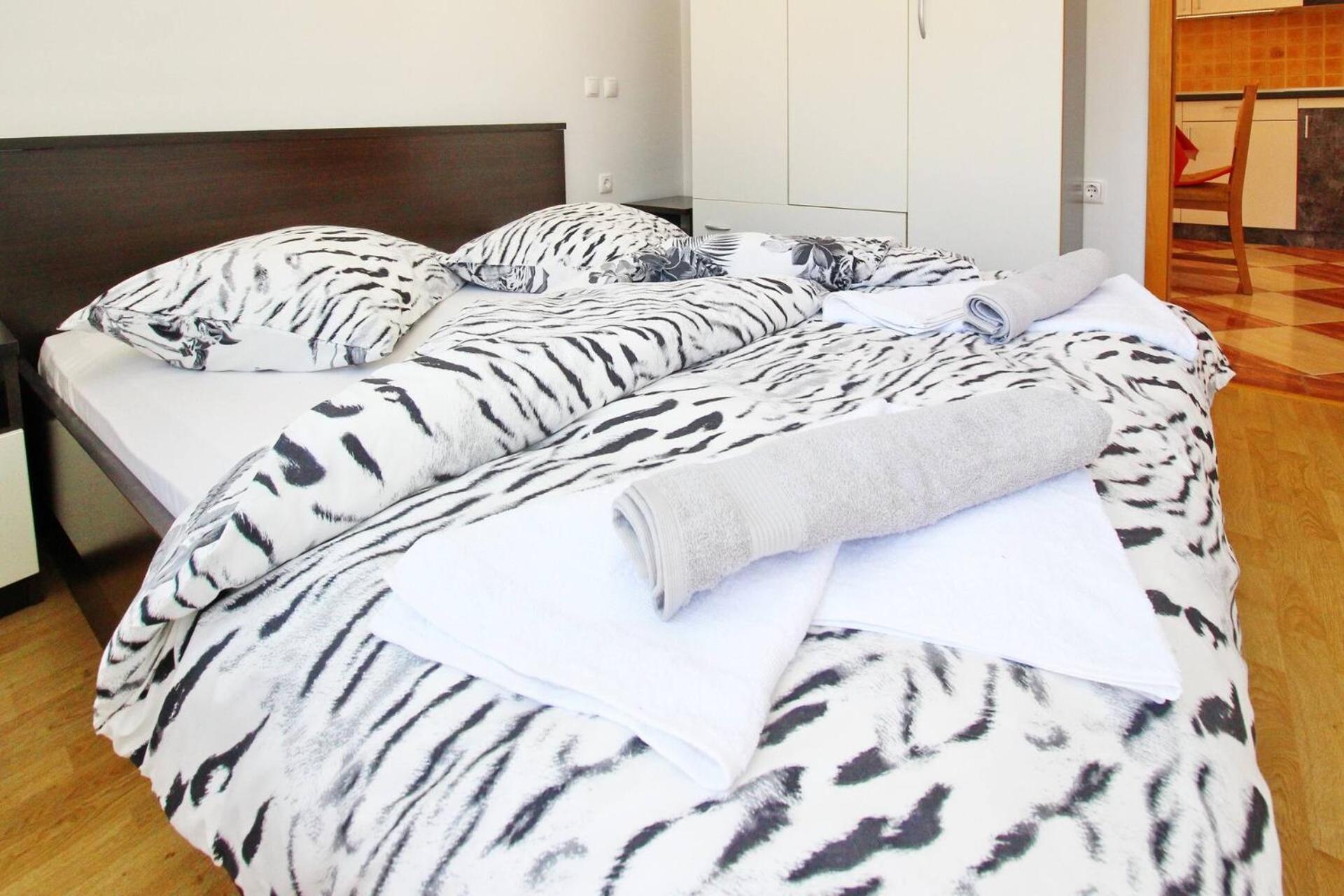 Apartments Aquarium Dorcic 巴斯卡 外观 照片